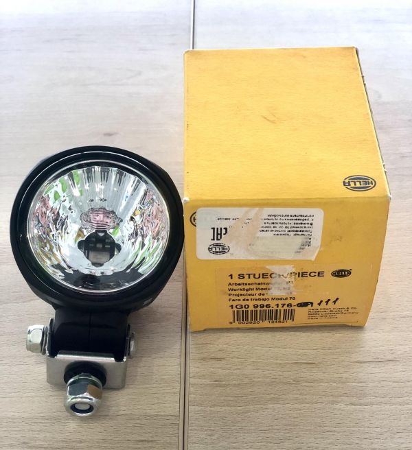 фара 1G0 996 176-111 (HELLA)