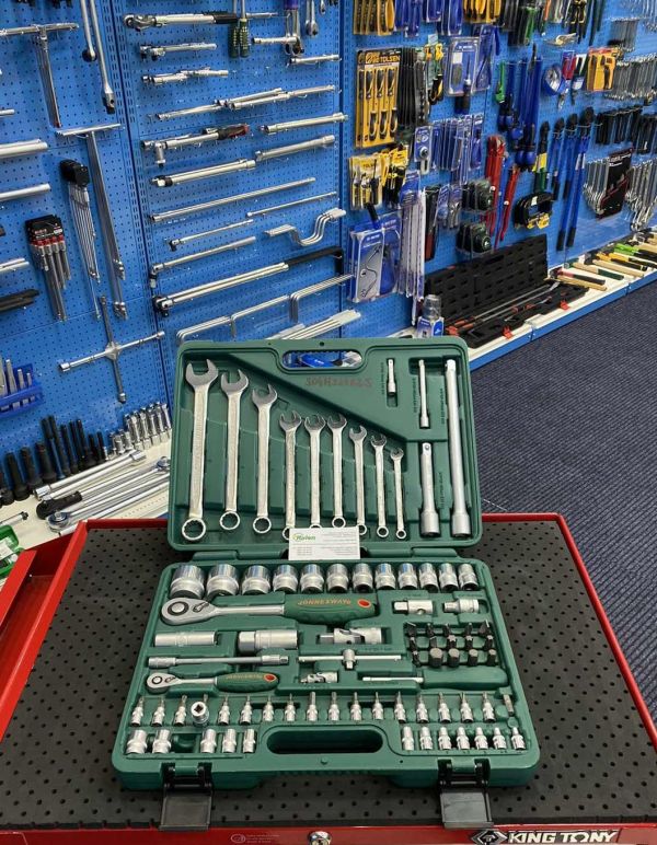 набір торцевих головок 1/4"DR 4-14 мм та 1/2"DR 14-32 мм та комбінованих ключів 8-22 мм S04H52482S (JONNESWAY, Тайвань)
