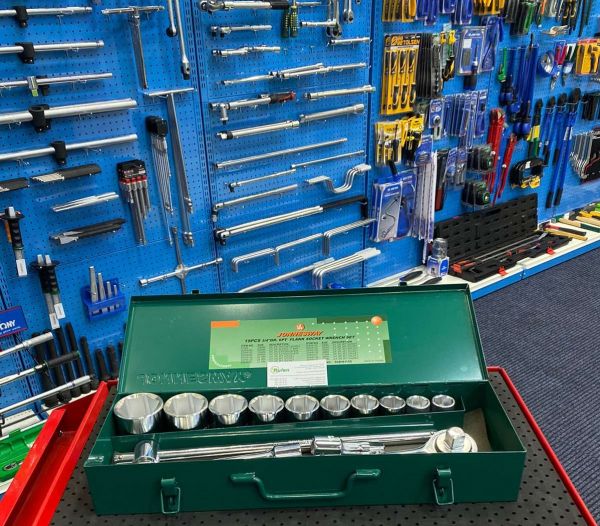 набір торцевих головок 3/4" DR 22-50 мм,металева трещітка R1306. 15 предметов S04H6115S