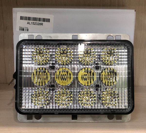 квадратні світлодіодні фари з роз'ємом Rectangular 60W Led work lights With H4 Plug (AL152328, RE269110, AL152329, AL203171, AL204957, AL152330) (DIAMOND GLASS)